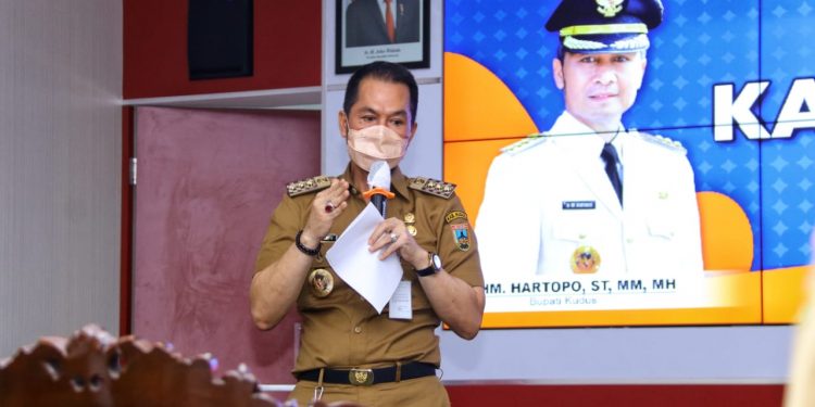 Covid Melonjak, Bus Pariwisata Dilarang Masuk Kudus