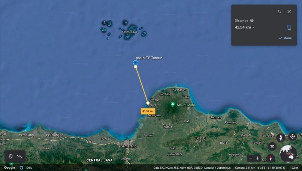 Tangkapan layar lokasi terdamparnya kapal tongkang di perairan jepara (BPBD For berdikarinews,id)