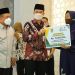Hartopo Serahkan Bantuan Simbolis Untuk Kaum Dhuafa