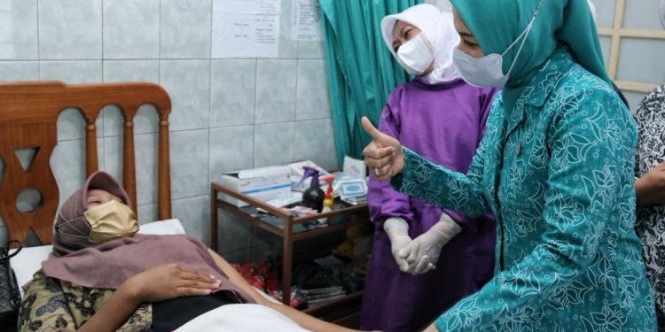 Mawar Hartopo Canangkan KB Serentak dan Serukan Pencegahan Stunting