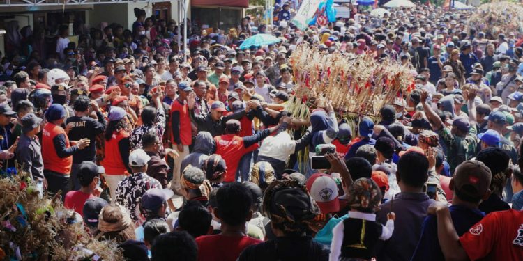 Tradisi Jembul, Salah Satu Tradisi Tua Jepara yang Masih Lestari
