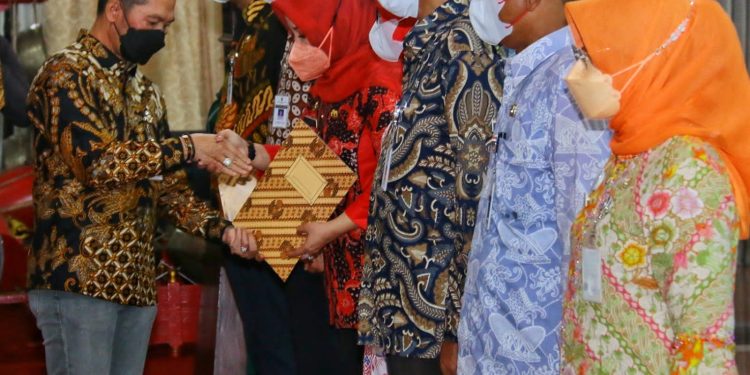 Pejabat Baru Harus Berinovasi dan Improvisasi untuk Perbaikan Layanan Publik