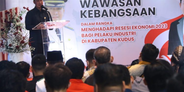 Perkokoh Kebhinekaan dengan Penguatan Wawasan Kebangsaan