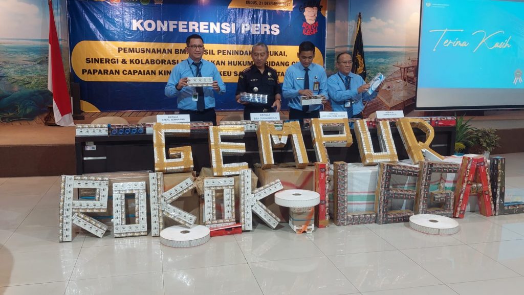 rokok ilegal, KPPBC Kudus, musnahkan rokok ilegal