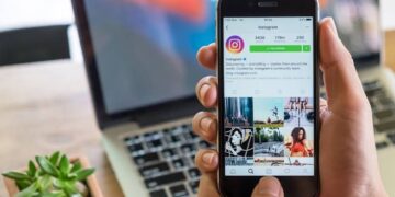 download story instagram