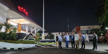 jalan terang tanpa lubang